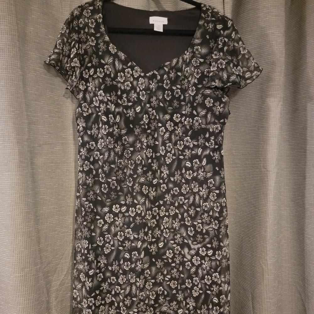 Women's dress